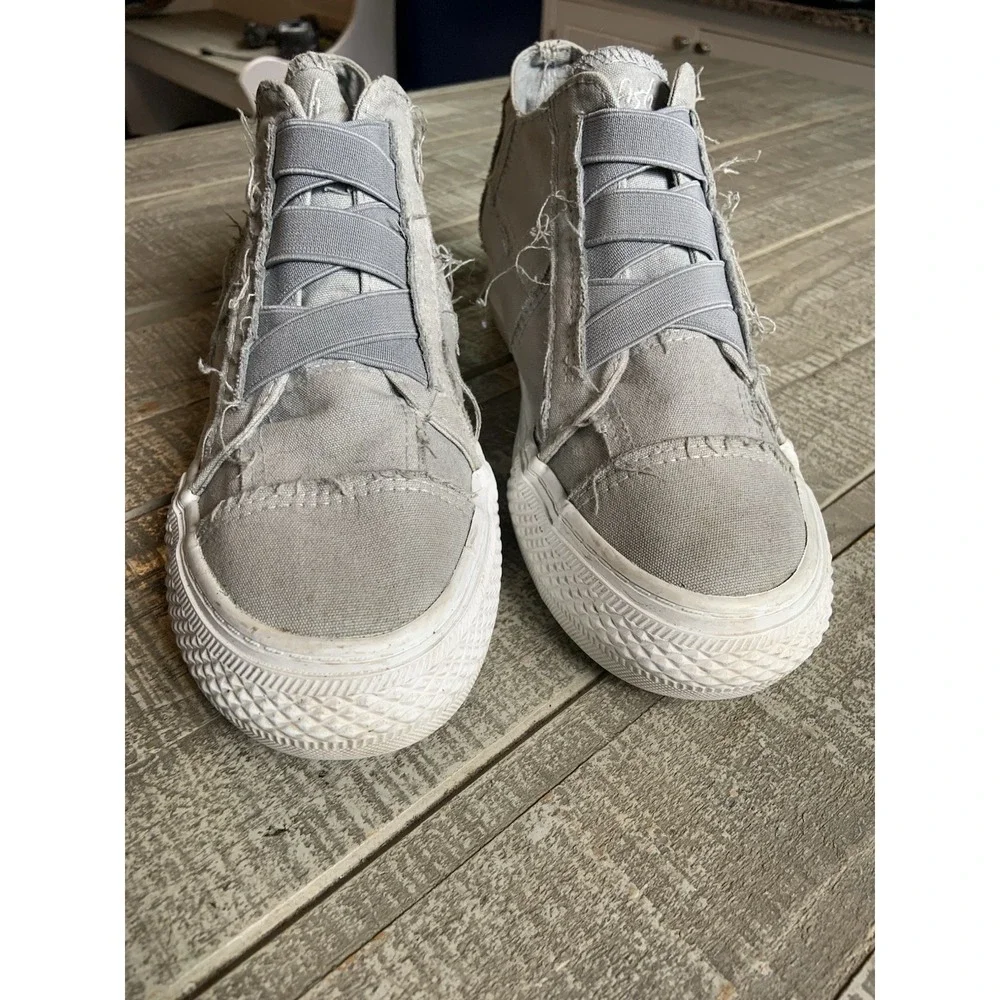 Blowfish Malibu Gray Slip-On Sneakers Side Zipper Low Top Solid Women's Size 7